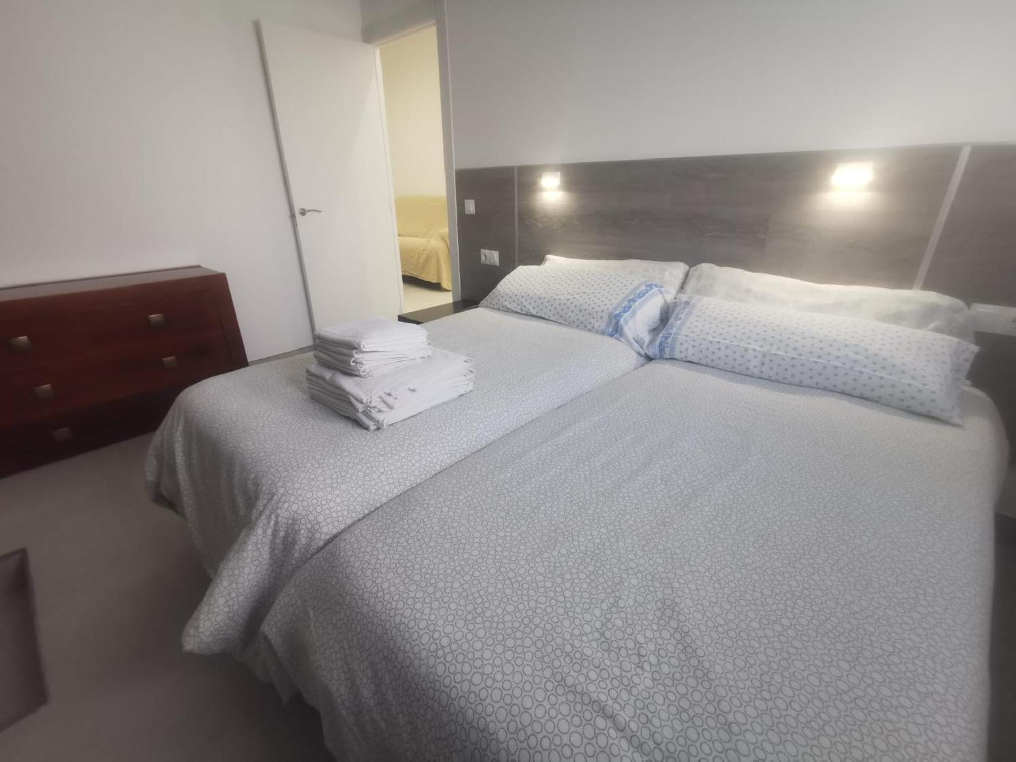 Urbanizacion La Roca, Estudio Torremolinos Bilik gambar